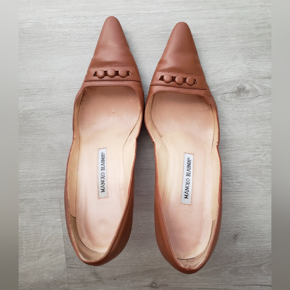Manolo BLAHNIK cognac heel